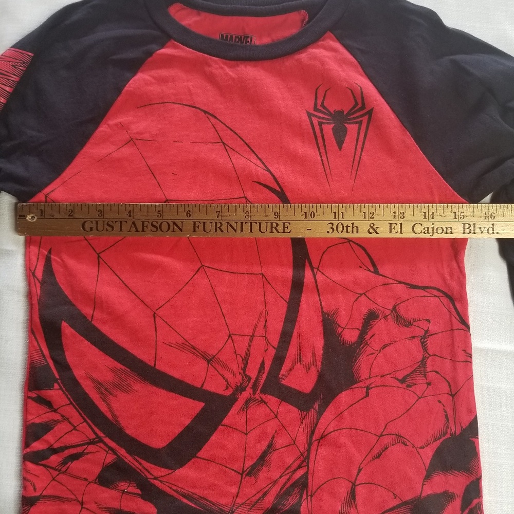 Marvel Spiderman Longsleeve graphic Tshirt size s - Picture 6 of 7